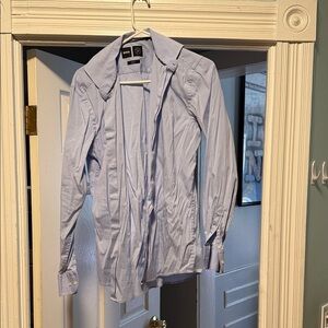 Hugo Boss Sky Blue Button-Up Shirt size medium 15 1/2, 39